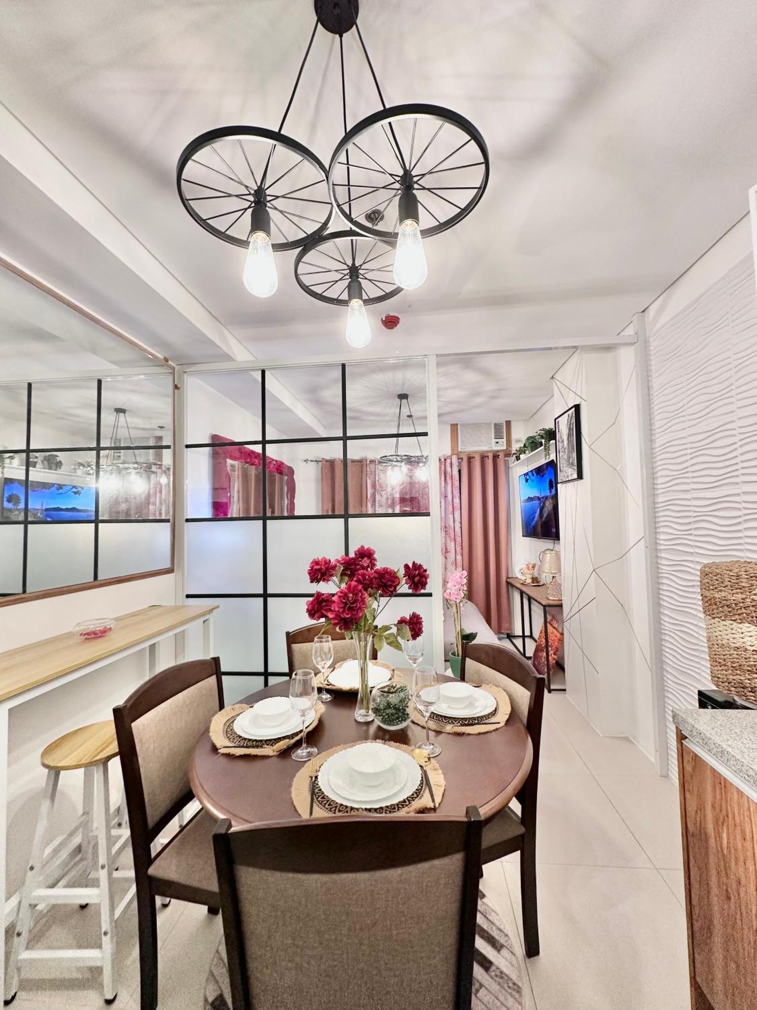 Aesthetic One Bedroom Beside Sm W Pool, Wifi And Netflix Кагаян-де-Оро Екстер'єр фото
