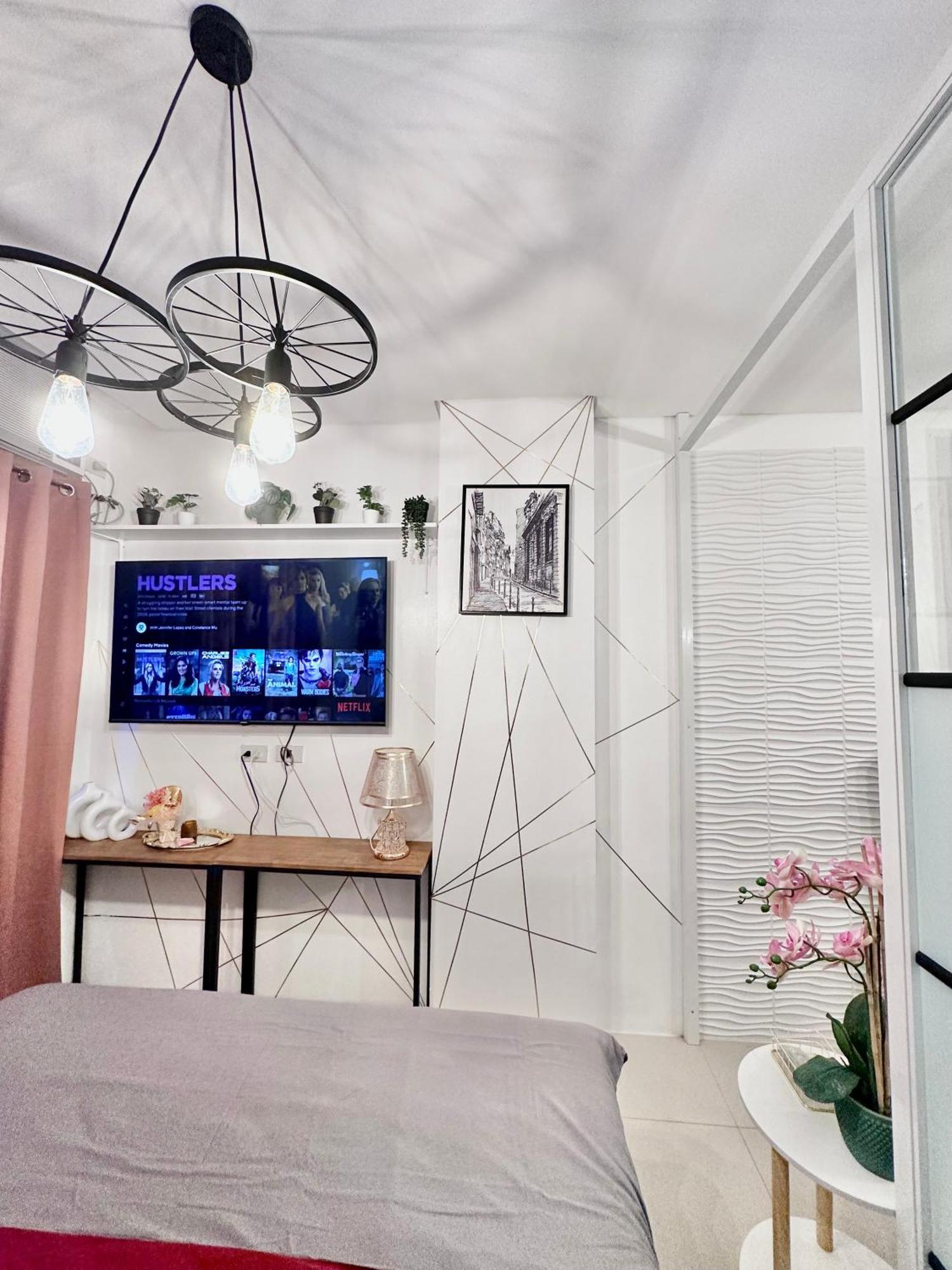 Aesthetic One Bedroom Beside Sm W Pool, Wifi And Netflix Кагаян-де-Оро Екстер'єр фото
